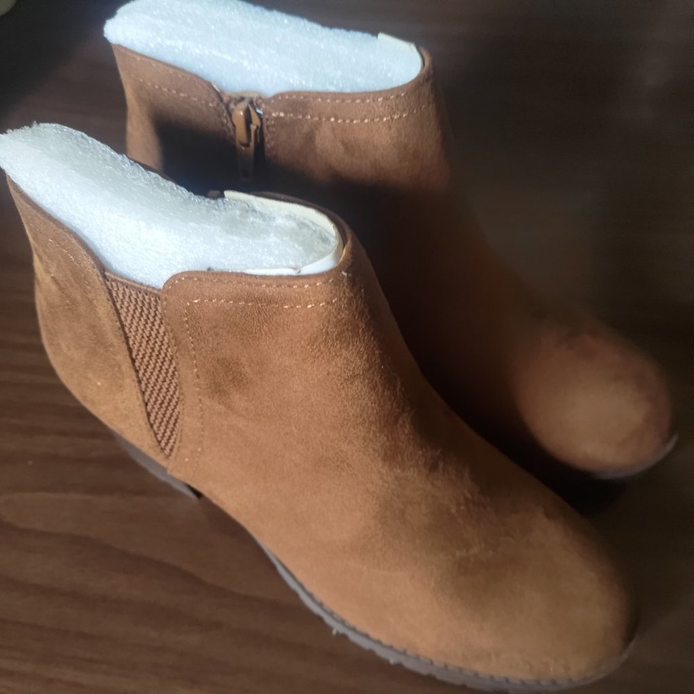 Thumb-S Low Ankle Booties Nut